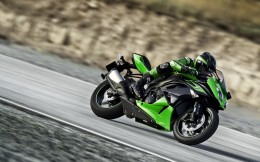 11MY_Ninja_ZX-6R_Action_4